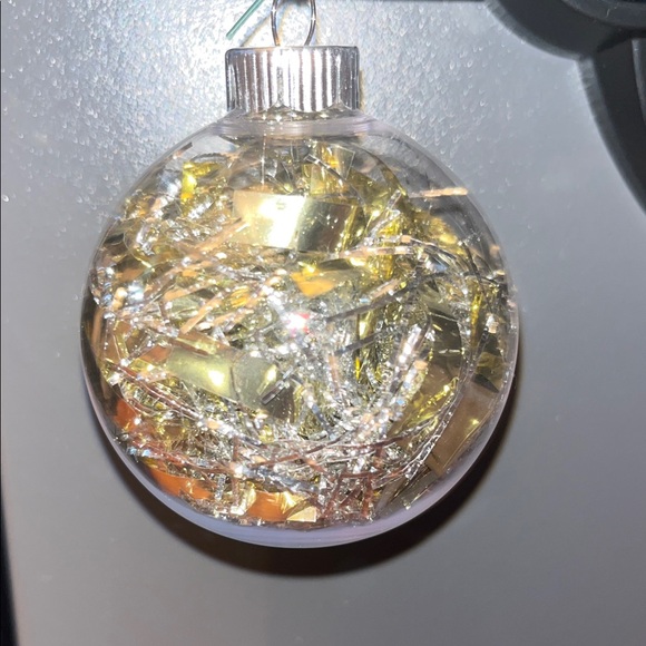 Source Unknown Other - Set of Clear Shatterproof Ornaments with Silver & Gold Tinsel - 20 pcs
